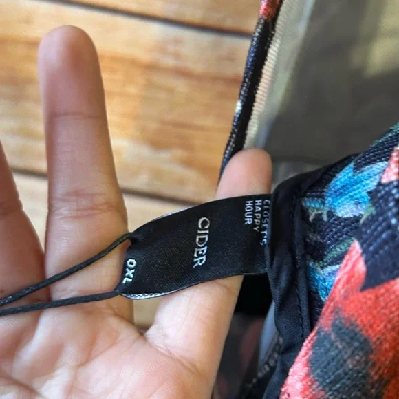 Cider Women’s Black Floral Print Botanical Corduroy Overalls Jumpsuit Size 0XL - Picture 6 of 6